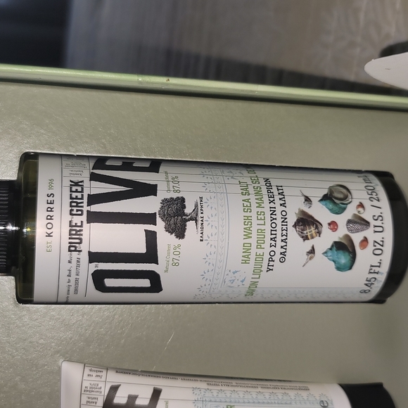 Korres Winter Hand Rescue Sea Salt Set - Picture 5 of 6